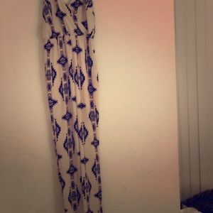 Dressy jumper .Great condition Small .True to size